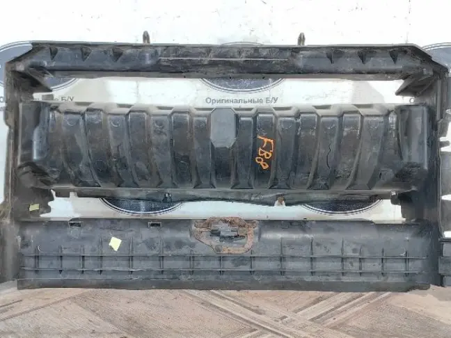 Диффузор радиатора  DISCOVERY 3 L319 4.4 448PN