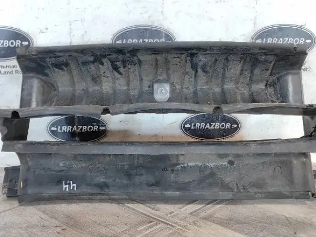 Диффузор радиатора  DISCOVERY 3 L319 4.4 448PN