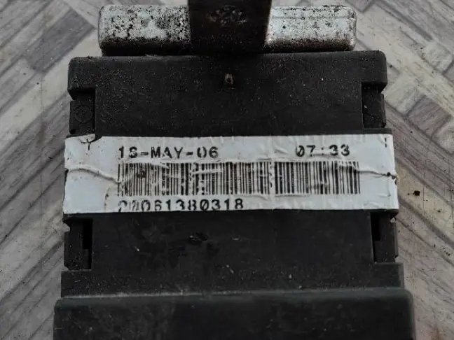 Клемма аккумулятора Land Rover Discovery 3 L319