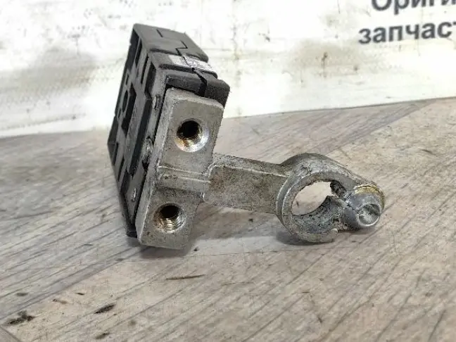 Клемма аккумулятора Land Rover Discovery 3 L319