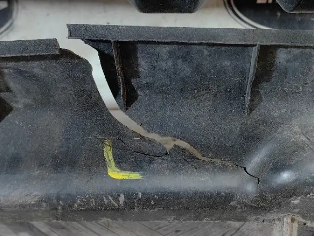 Диффузор радиатора  DISCOVERY 3 L319 2.7 276DT