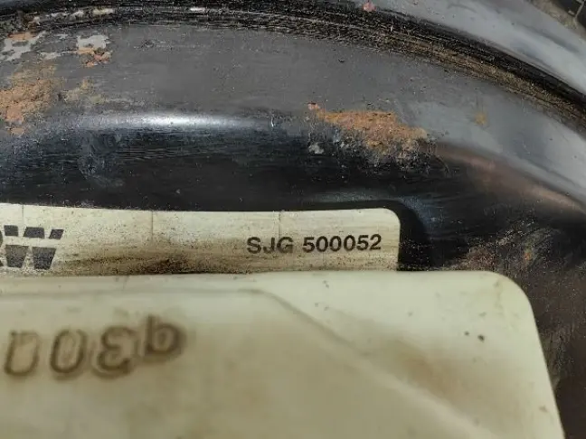 Вакуумник тормозной DISCOVERY 3 L319 05-09 4.4