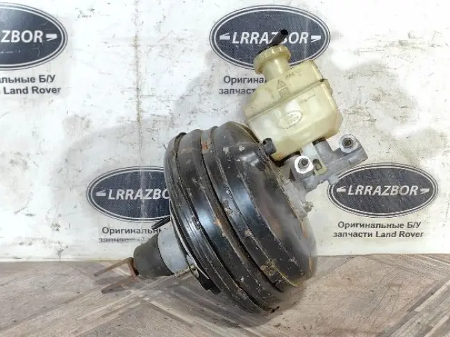 Вакуумник тормозной DISCOVERY 3 L319 05-09 4.4