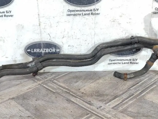 Патрубок охлаждения Discovery 3 4.4 448PN