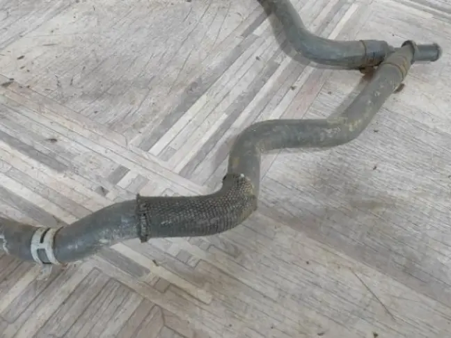 Патрубок радиатора верхний Range Rover 4.4 448PN