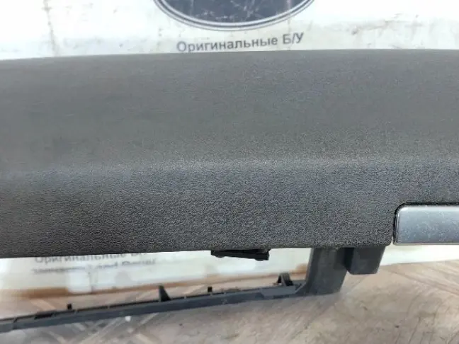 Бардачок верхний с каркасом DISCOVERY 4 L319