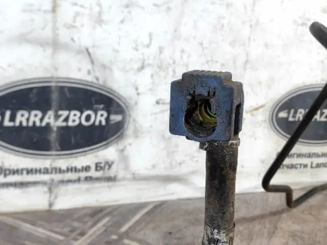 Топливная трубка  DISCOVERY 3 L319 2.7