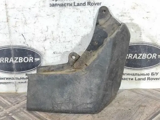 Брызговик передний правый Discovery 3/4 L319