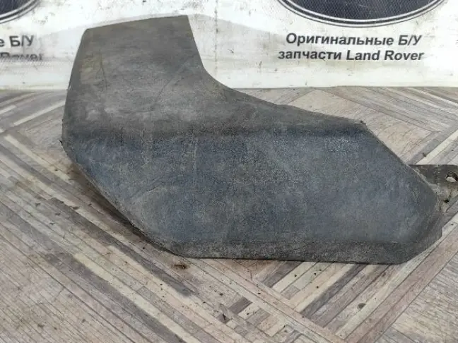 Брызговик передний правый Discovery 3/4 L319