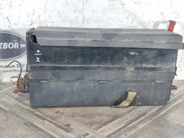 Блок предохранителей под капот DISCOVERY 3 L319