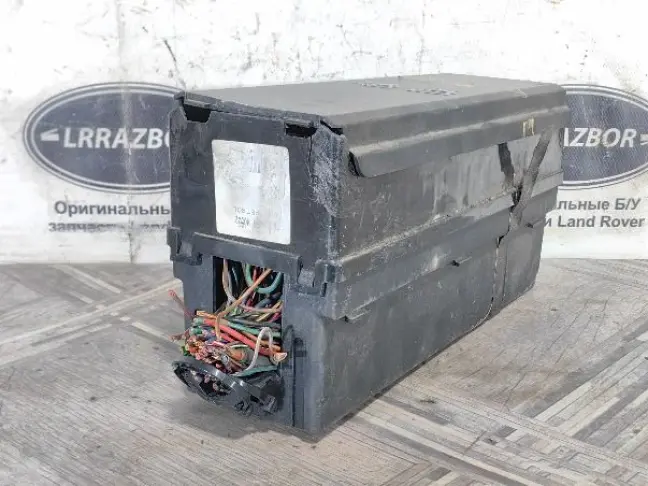 Блок предохранителей под капот DISCOVERY 3 L319
