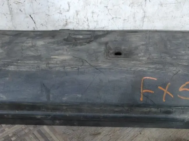 Молдинг порога правый DISCOVERY 3/4 L319 05-15