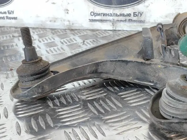 Рычаг передний верхний пара DISCOVERY 3/4 L319