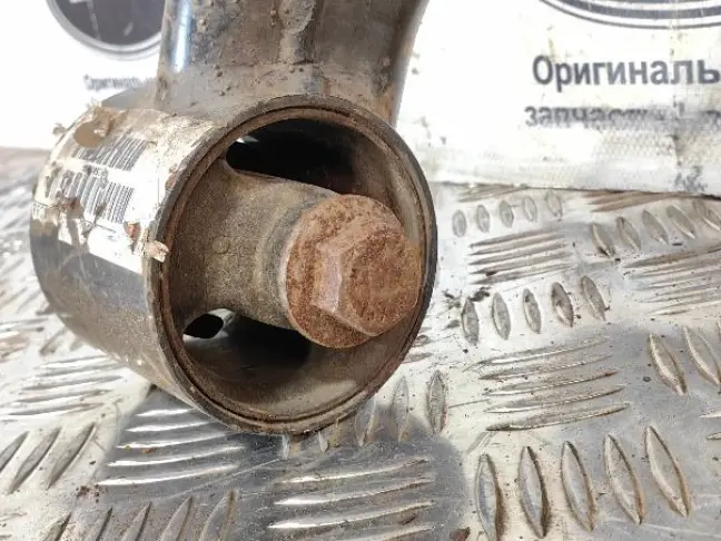 Рычаг задний нижний правый Discovery 3/4 L319