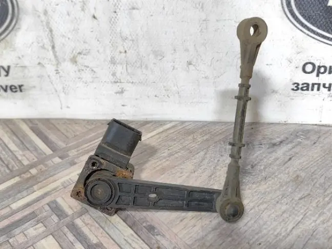 Датчик положения кузова задний RRS L320 рест