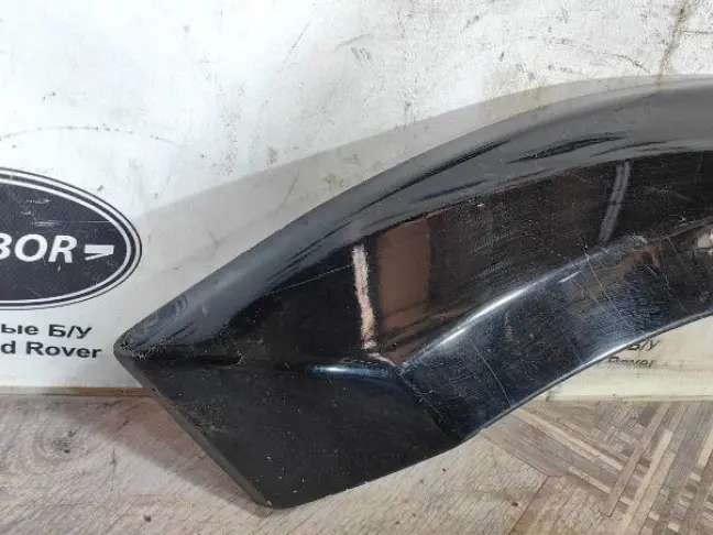 Молдинг заднего крыла правого DISCOVERY 3 L319