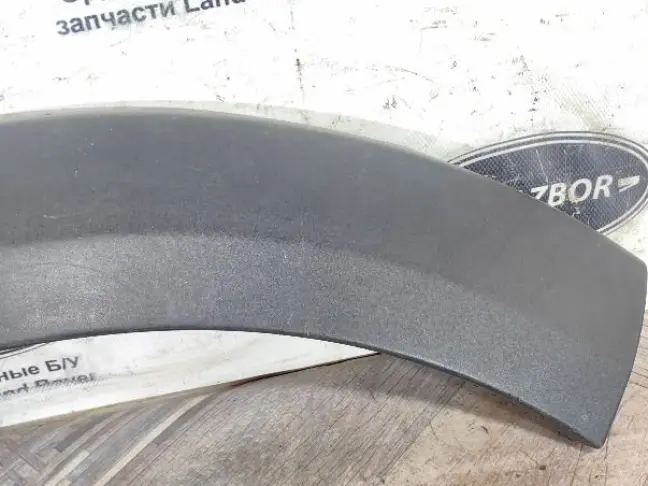 Молдинг заднего крыла правого DISCOVERY 3 L319