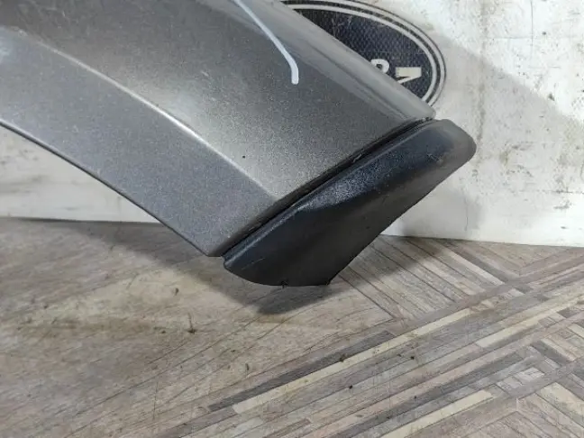 Молдинг заднего крыла левого DISCOVERY 4 L319