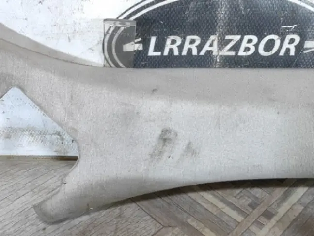 Обшивки стоек перед DISCOVERY 3 L319  2004 - 2009