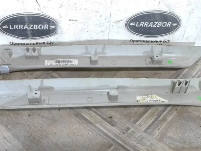 Обшивки стоек перед DISCOVERY 3 L319  2004 - 2009