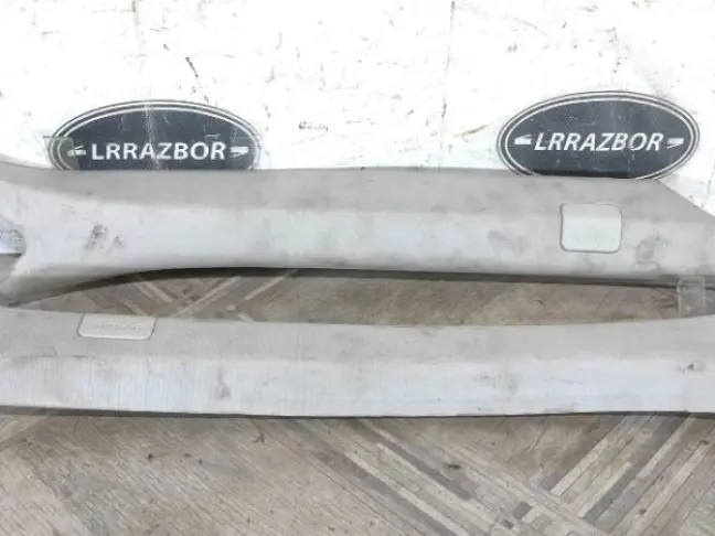 Обшивки стоек перед DISCOVERY 3 L319  2004 - 2009