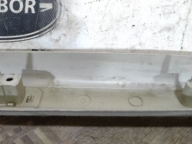 Обшивки стоек перед DISCOVERY 3 L319  2004 - 2009