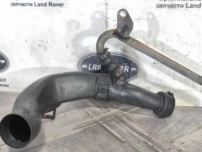 Патрубок воздушный правый Range Rover 3 L322 3.6
