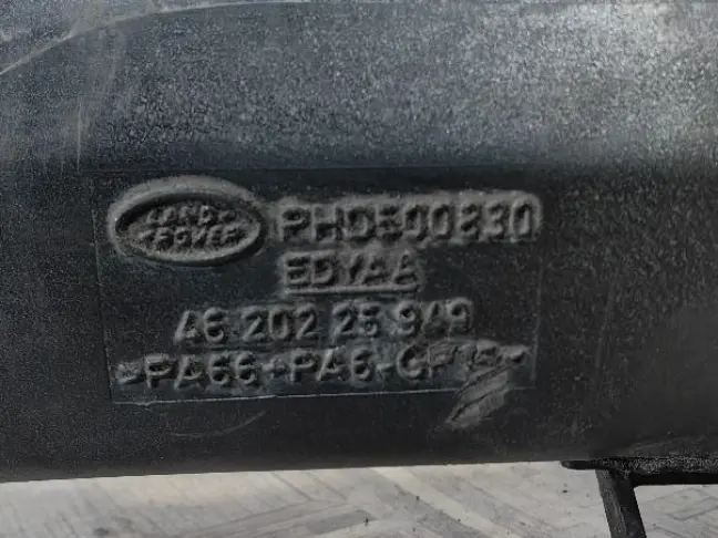 Патрубок воздушный правый Range Rover 3 L322 3.6