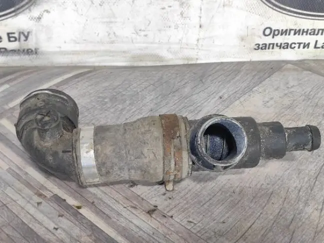 Патрубок системы охлаждения Range Rover L322 05-09