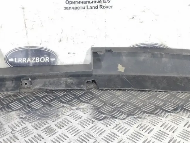 Ресничка бампера правая Range Rover L322 02-05