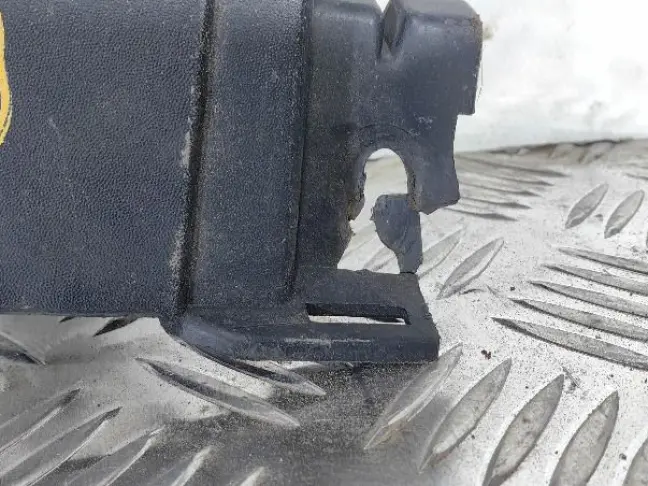 Ресничка бампера правая Range Rover L322 02-05