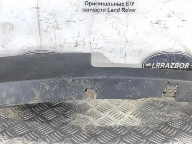 Ресничка бампера правая Range Rover L322 02-05