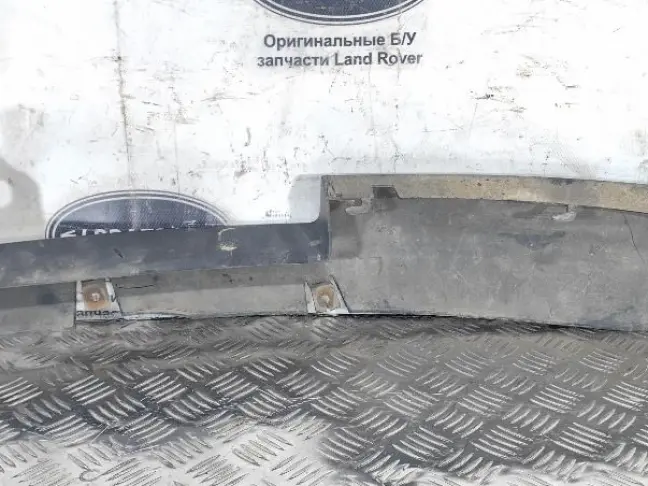 Ресничка бампера правая Range Rover L322 02-05