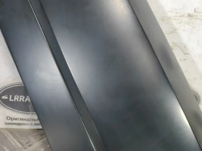 Молдинг стойки задний левый Range Rover 3 L322