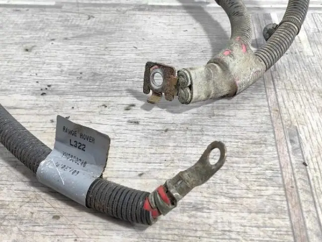 Силовой провод стартера Range Rover 3 L322 4.2