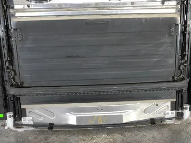 Люк без стекла Range Rover L322 2002-2012