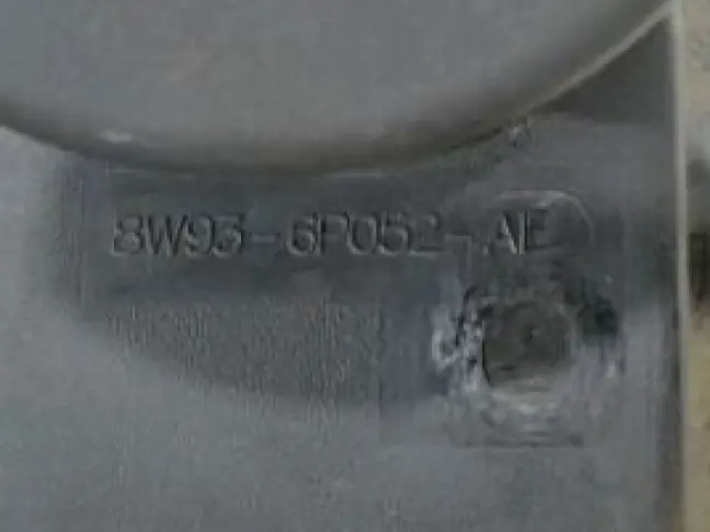 Клапанная крышка левая Range Rover L322 L320 5.0SC