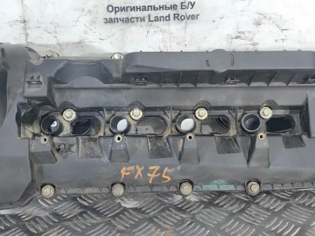 Клапанная крышка левая Range Rover L322 L320 5.0SC