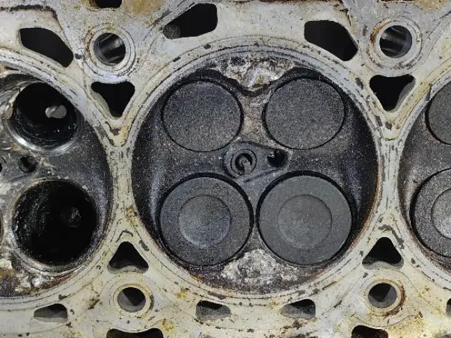 Головка блока левая  Range Rover L322 L320 5.0SC