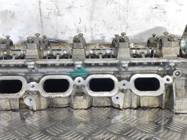 Головка блока левая  Range Rover L322 L320 5.0SC