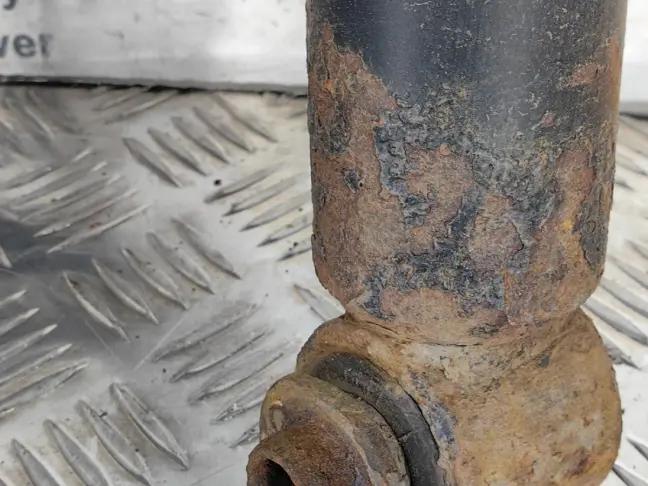 Амортизатор задний Range Rover 3 L322 02-09