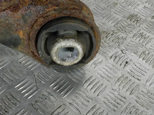 Подрамник задний Range Rover 3 L322 2002-2006