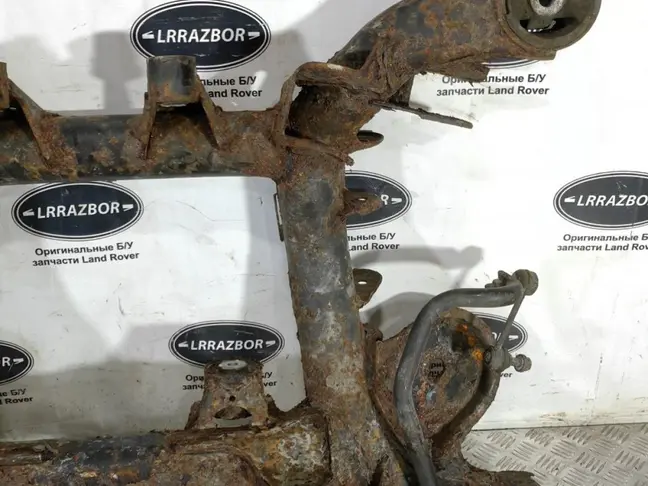 Подрамник задний Range Rover 3 L322 2002-2006