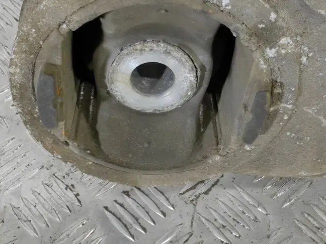 Подрамник задний Range Rover Sport 2 L494 L405