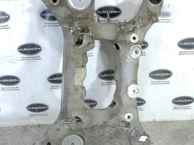Подрамник задний Range Rover Sport 2 L494 L405