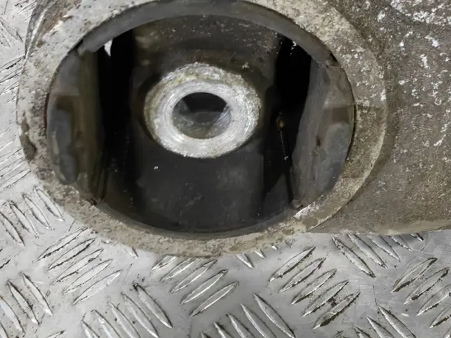 Подрамник задний Range Rover Sport 2 L494 L405