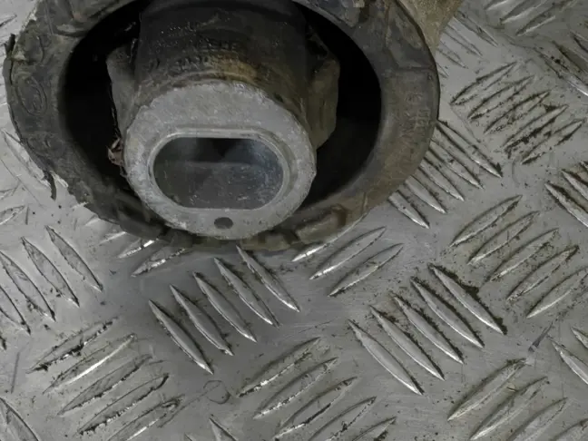 Подрамник задний Range Rover Sport 2 L494 L405