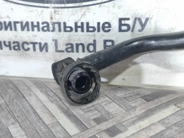 Трубка вентиляции картера Discovery 3 4.4 L319