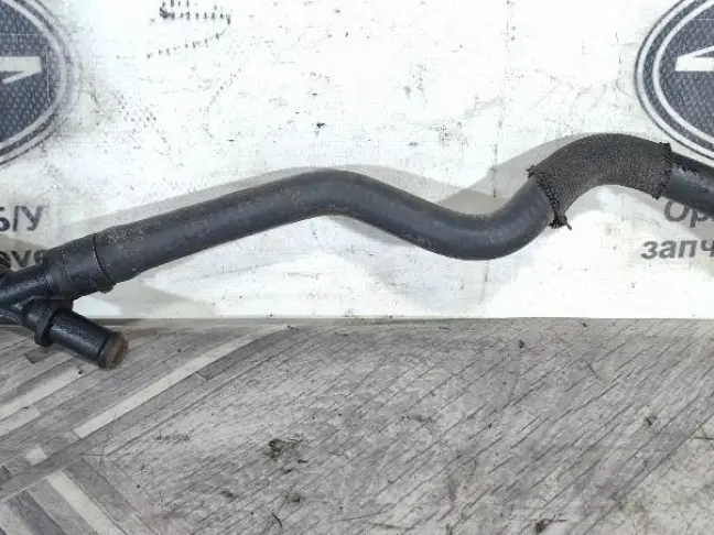 Патрубок радиатора верхний Range Rover 4.4 448PN