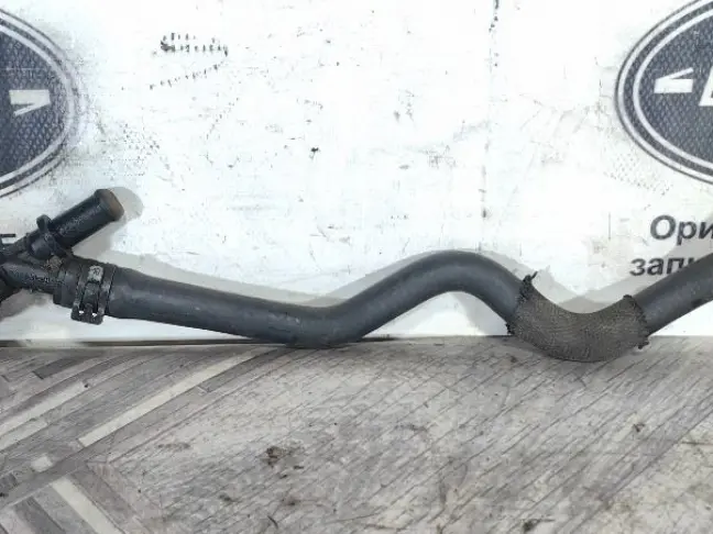 Патрубок радиатора верхний Range Rover 4.4 448PN